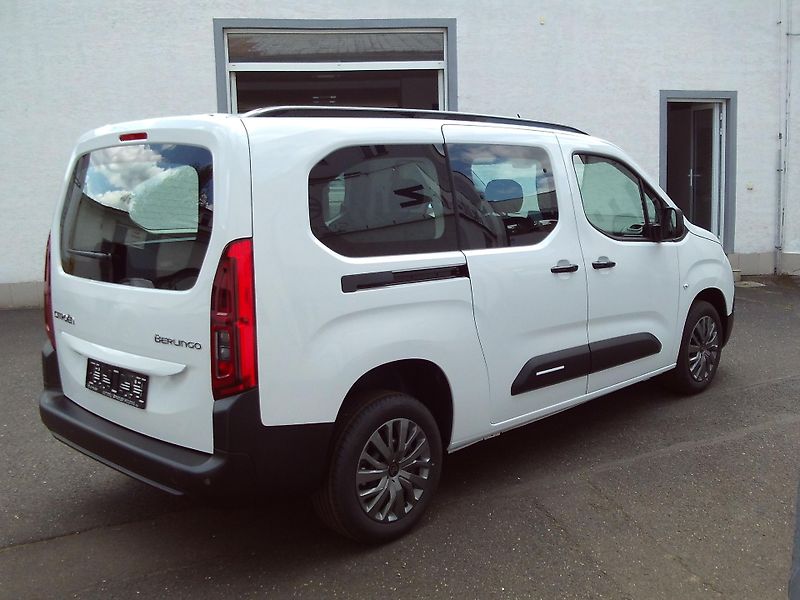 Citroën Berlingo (2026) XL PLUS Profi Petrol 110k Man - fotka 4 z 16
