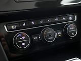 Volkswagen Passat 1,6 TDI Highline Tažné Panoram - náhled 25