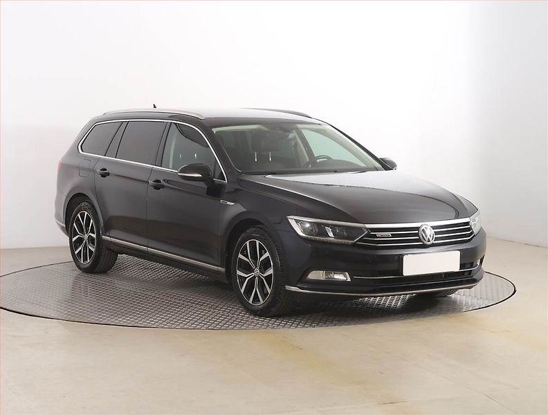 Volkswagen Passat (2016) Highline 2.0 TDI 4Motion, 4X4 - fotografie inzerátu