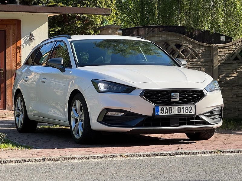 Seat Leon 2.0TDi FR DSG 150k 1.MAJIT. ČR - fotografie inzerátu