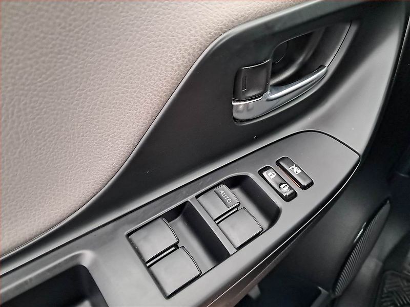 Toyota Yaris (2016) 1.33 Dual VVT-i, ČR,1.maj - fotka 19 z 19