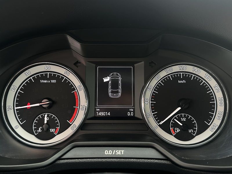 Škoda Octavia Combi 1.0TSi DSG Smartlink 2Z. - fotka 19 z 38
