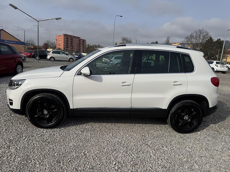 Volkswagen Tiguan 1.4TSi. Rezervace  - fotka 12 z 67