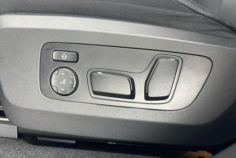BMW X3 xDrive20d - fotka 10 z 18