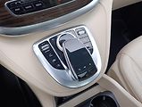 Mercedes-Benz Třídy V V250d AMG 4M EXCLUSIVE ČR1.MAJ - náhled 31