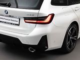 BMW Řada 3 330i xDrive Touring - náhled 9