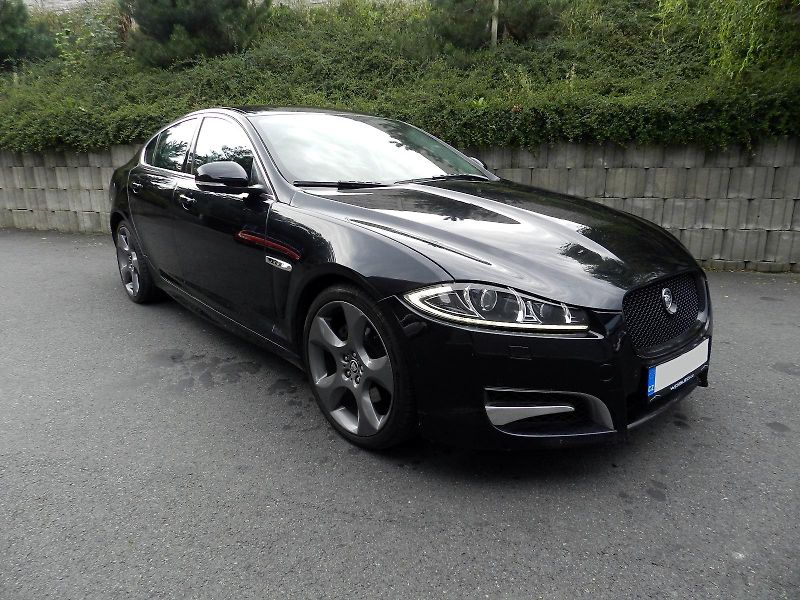 Jaguar XF 3.0d V6 177 kW NEPOJÍZDNÉ - fotka 3 z 14