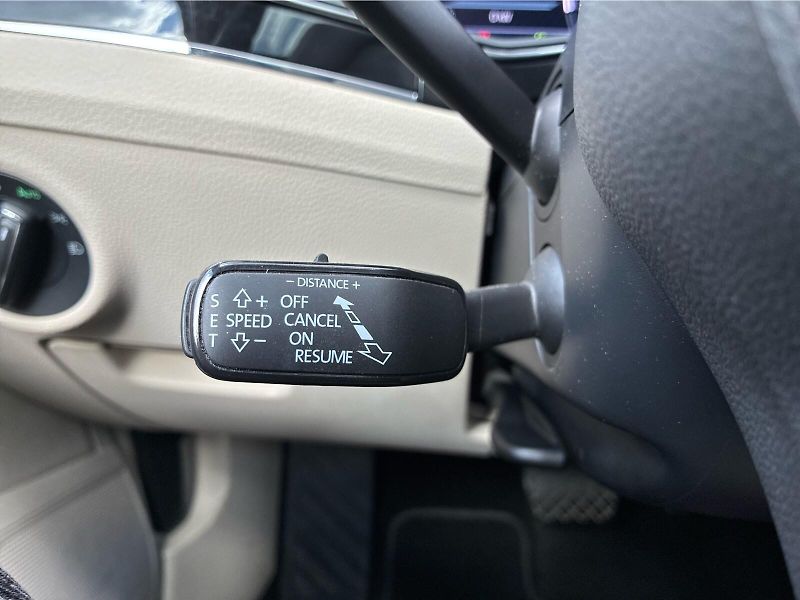 Škoda Superb L&K 2.0 TDI 147kW DSG 4x4 - fotka 27 z 28