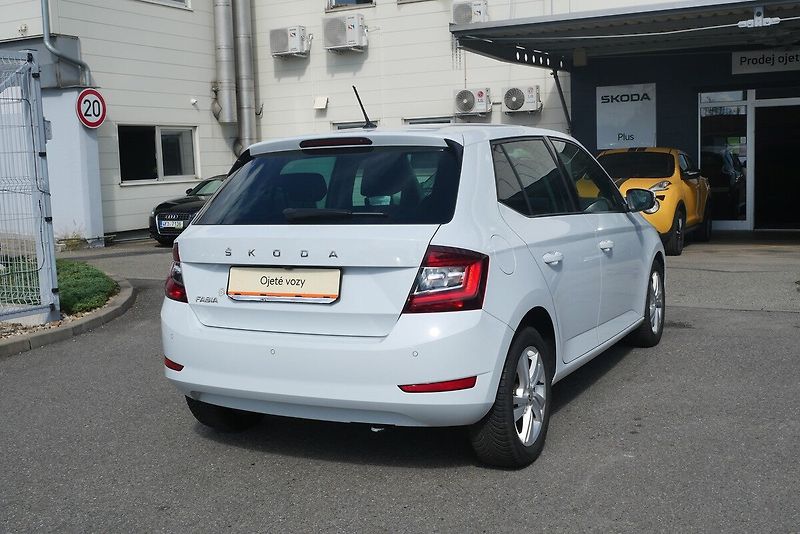 Škoda Fabia - fotka 2 z 6