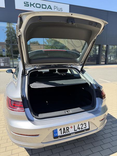 Volkswagen Arteon Shooting Brake (2021) TOP STAV, POUZE AUT. SERVIS  - fotka 11 z 20