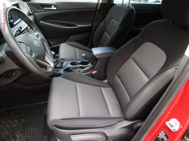 Hyundai Tucson (2020) 1.6 CRDi 4x4, 2.maj,ČR, TZ - fotka 9 z 20