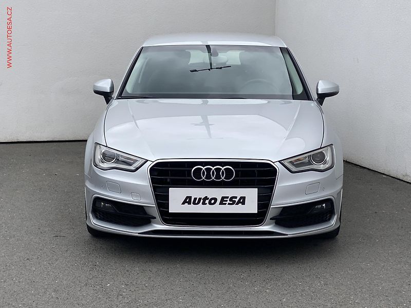 Audi A3 (2012) 1.4 TFSi, S-line, bixen - fotka 2 z 18