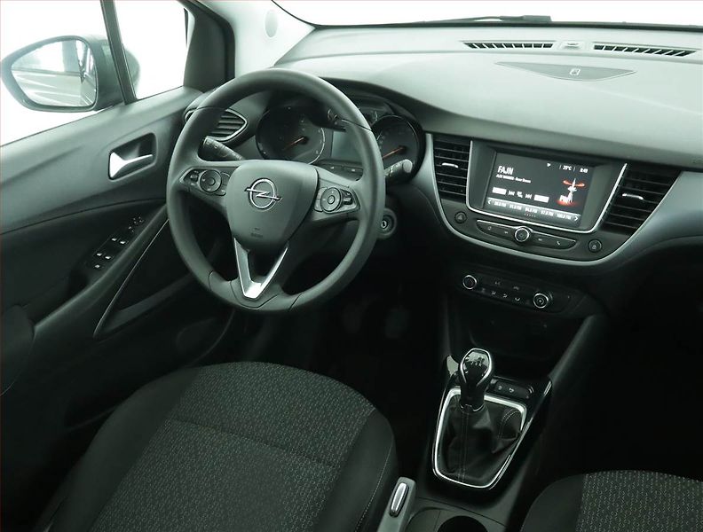 Opel Crossland X (2020) Business 1.2, Tempomat - fotka 7 z 17
