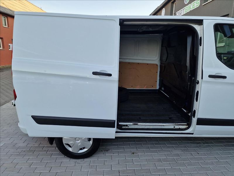 Ford Transit Custom 2.0TDCi Trend L1,ČR,1.Majitel - fotka 18 z 44