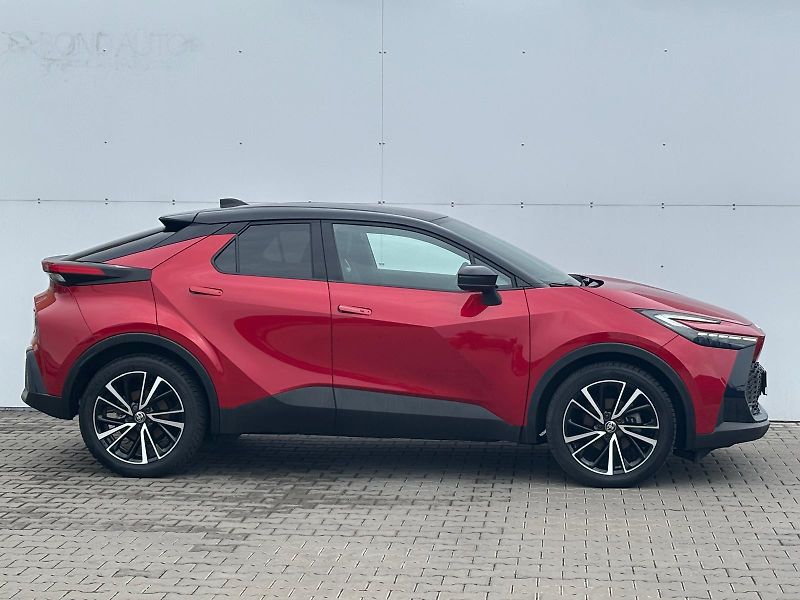 Toyota C-HR 2,0 HEV e-CVT Executive - fotka 8 z 29