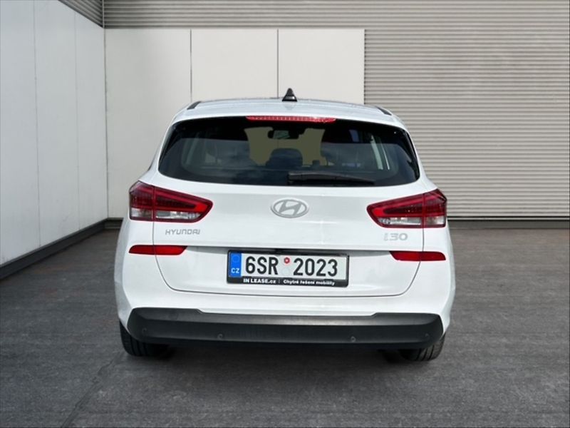 Hyundai i30 1,0 T-GDI Comfort - fotka 5 z 11