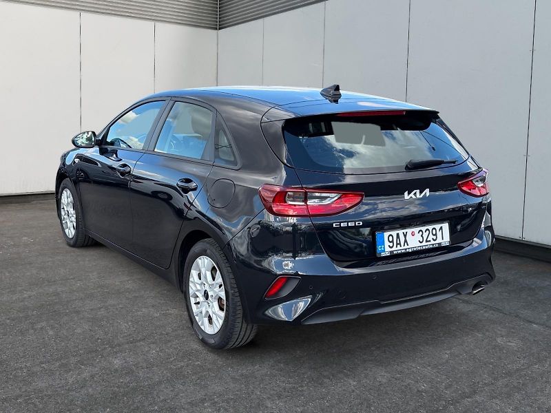 Kia Ceed (2023) SPIN 1.5T-GDI 118kW CZ DPH - fotka 4 z 11