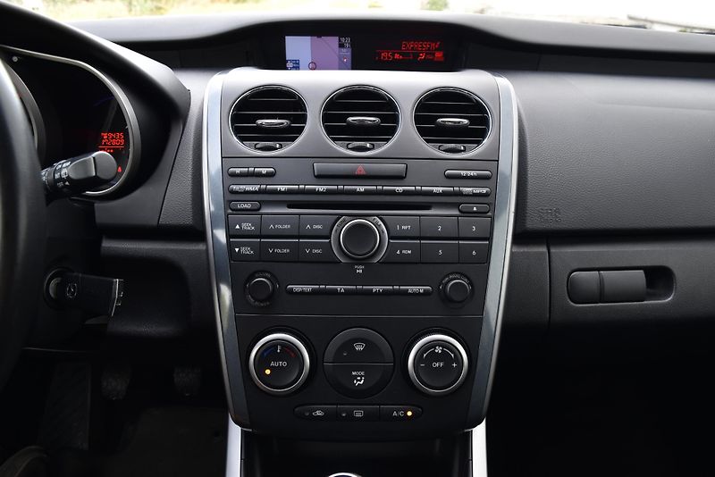 Mazda CX-7 2.2 MZR-CD 4WD,NAVI,VÝHŘEV,TZ - fotka 23 z 39