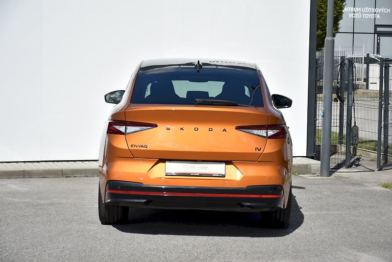 Škoda Enyaq (2023) 80 RS 220kW 4x4 - fotka 10 z 35