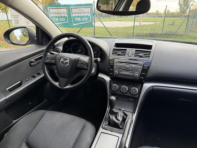 Mazda 6 2.0 Active - fotka 26 z 33