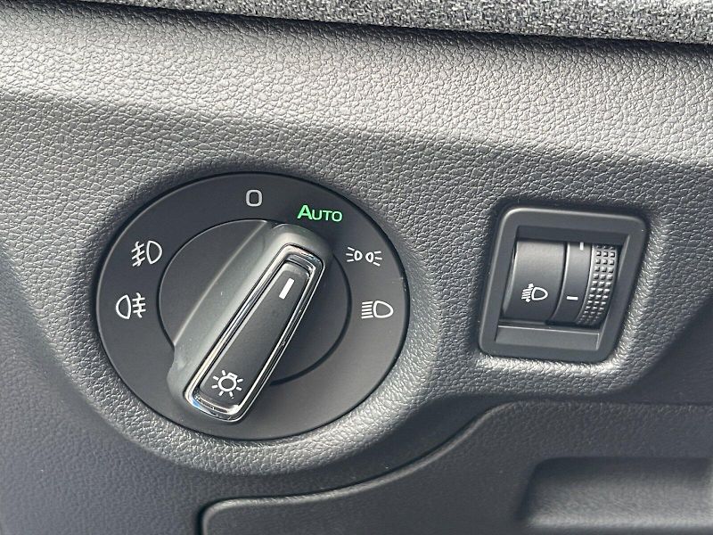 Škoda Kamiq (2025) 1.0 TSI 85kW Selection - fotka 7 z 33