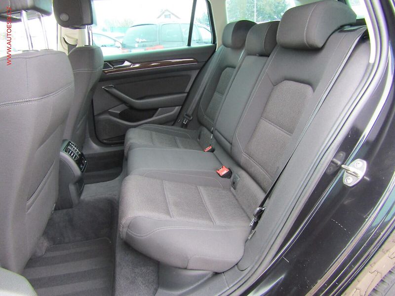 Volkswagen Passat (2015) 2.0TDi, Comfortline, DSG, LED - fotka 10 z 22