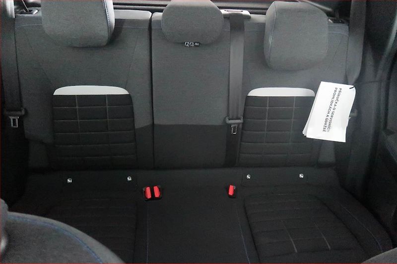 Citroën C3 (2025) 1.2 Turbo, Serv.kniha - fotka 10 z 16