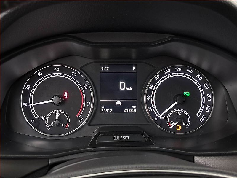 Škoda Scala (2023) Style 1.0 TSI, Automat, ČR - fotka 11 z 18
