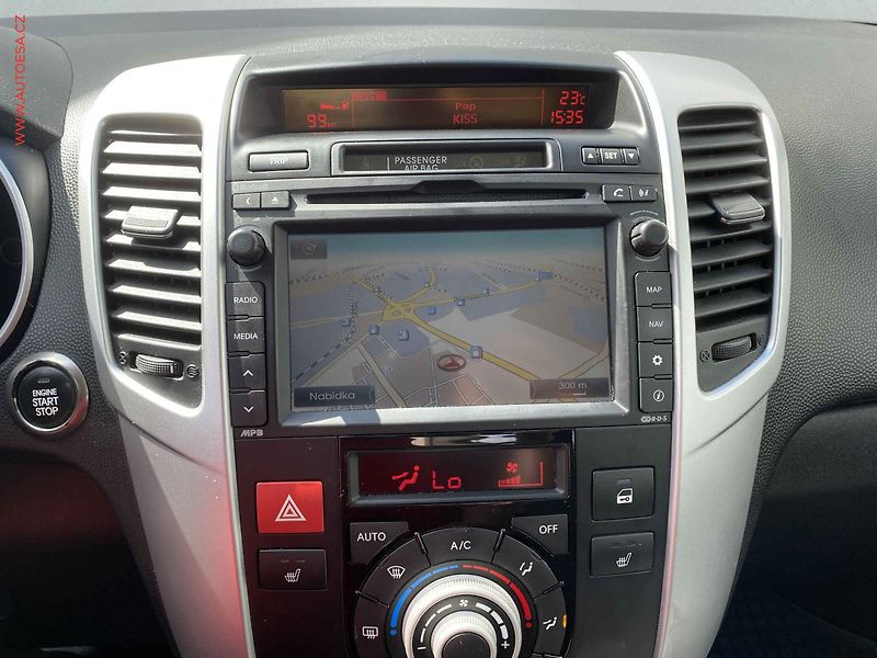 Kia Venga (2015) 1.6 CRDi, Panor, navi - fotka 16 z 18