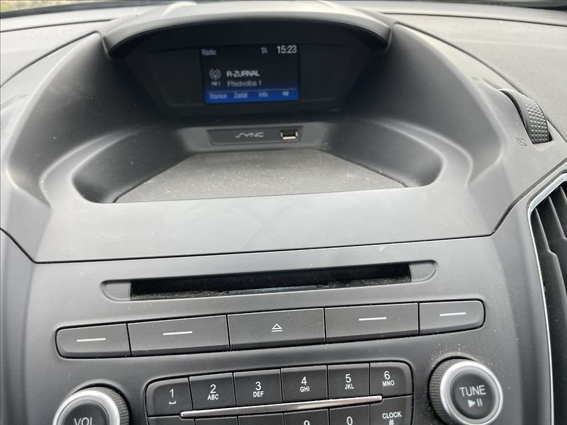 Ford Grand C-MAX 1,0 ECOBOOST 92kw CZauto Tažné - fotka 16 z 28