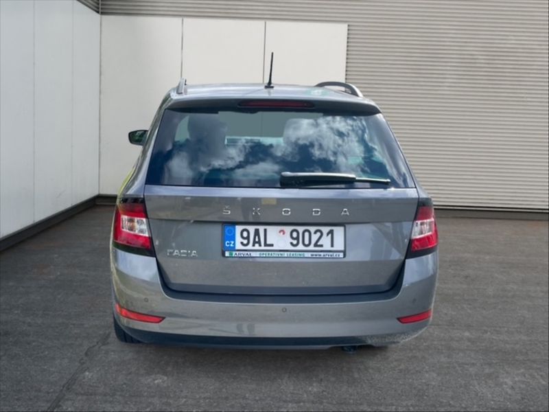 Škoda Fabia 1,0 TSI 70 Ambition - fotka 5 z 11