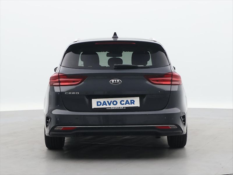 Kia Ceed 1,4 T-GDI Fresh CZ - fotka 6 z 27