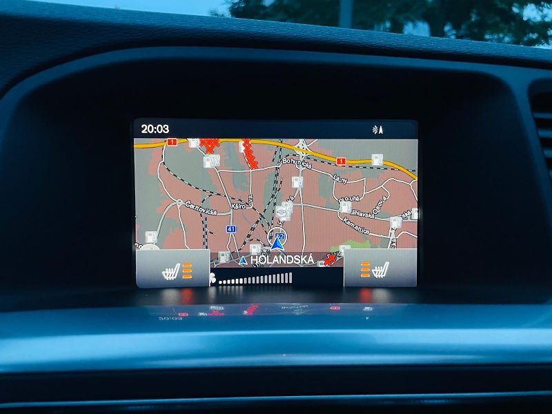 Volvo V60 2.4D4 5V AUTOMAT KAMERA TAŽNÉ - fotka 39 z 50