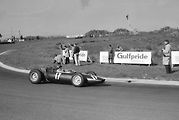 Graham Hill při Velké ceně Holandska 1962.