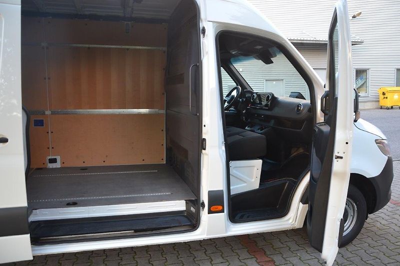 Mercedes-Benz Sprinter 317 CDi 9G automat 2025 - fotka 15 z 31