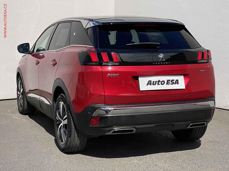 Peugeot 3008 (2018) 1.5 HDi, GT Line, LED, navi - fotka 6 z 17