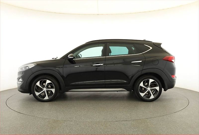 Hyundai Tucson (2016) Style 2.0 CRDi, 4X4, Automat - fotka 3 z 19