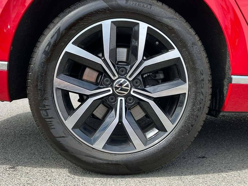 Volkswagen Passat (2024) 2.0 TDI 110kW BMT DSG Elegance - fotka 7 z 20
