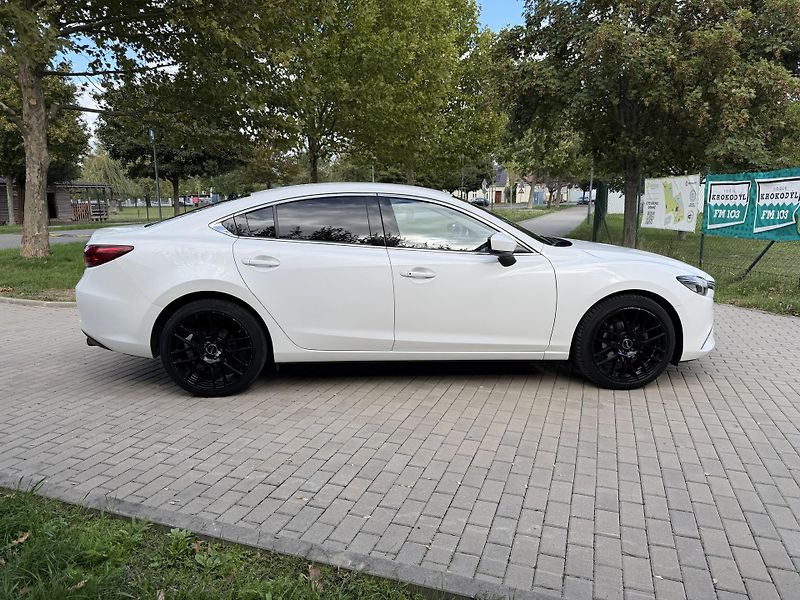 Mazda 6 2.0  Exclusive-Line FACELIFT - fotka 10 z 32