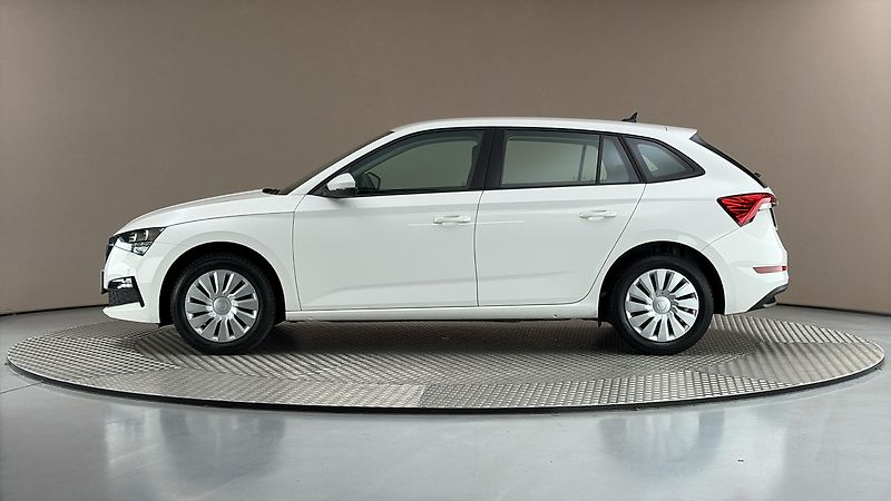 Škoda Scala 1.0 TSI Ambition - fotka 4 z 22
