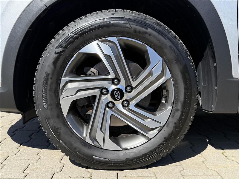 Hyundai Santa Fe 2,2 CRDi 142 kW Smart DPH CZ - fotka 10 z 30