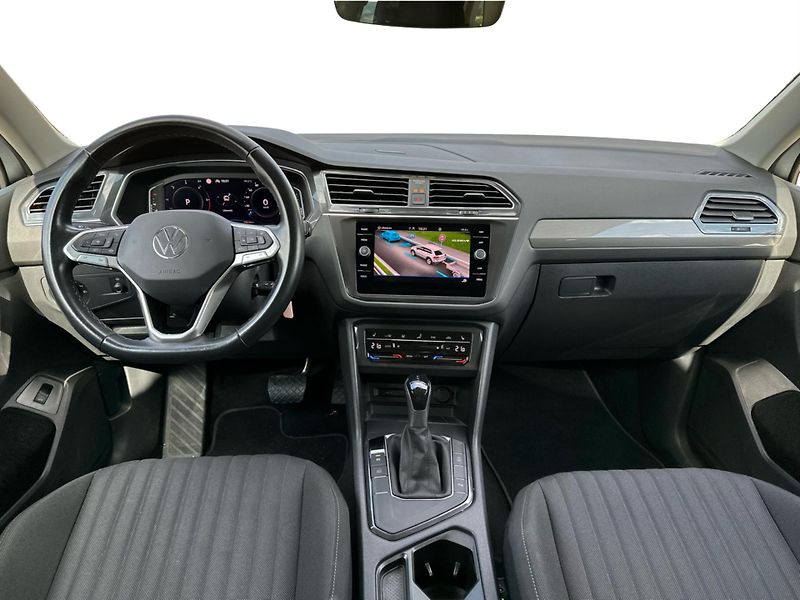 Volkswagen Tiguan 2,0 TDI 110 kW DSG Life - fotka 10 z 23