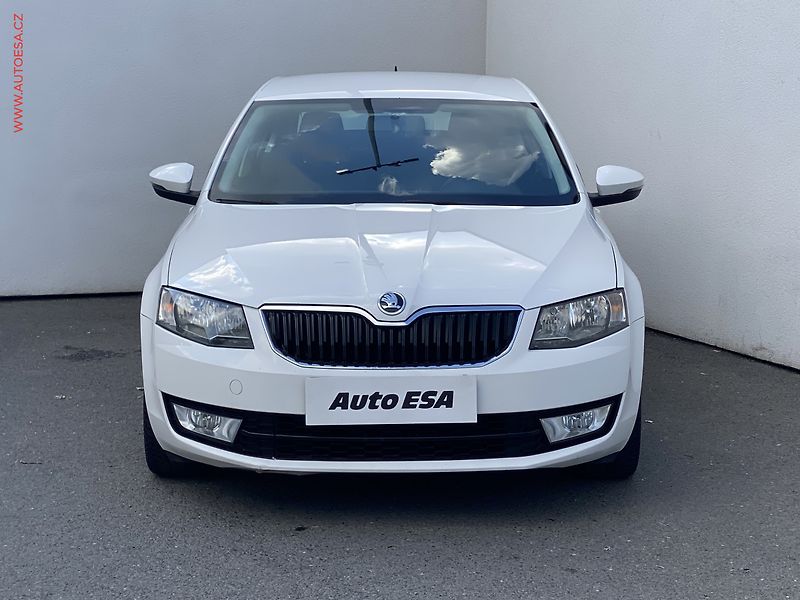 Škoda Octavia (2016) 1.6 TDi, ČR, AC, temp, STK6 - fotka 2 z 17