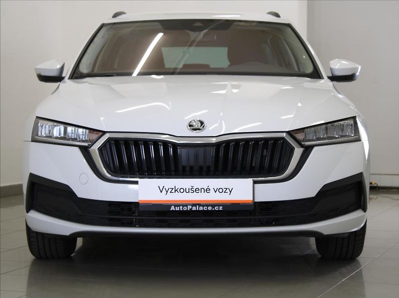 Škoda Octavia 2,0 TDi MT Ambition 37tkm. ČR - fotka 2 z 24