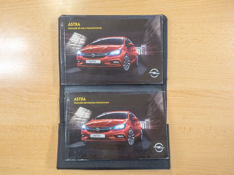 Opel Astra (2016) 1.6D 100KW – 12/2016 - fotka 39 z 40