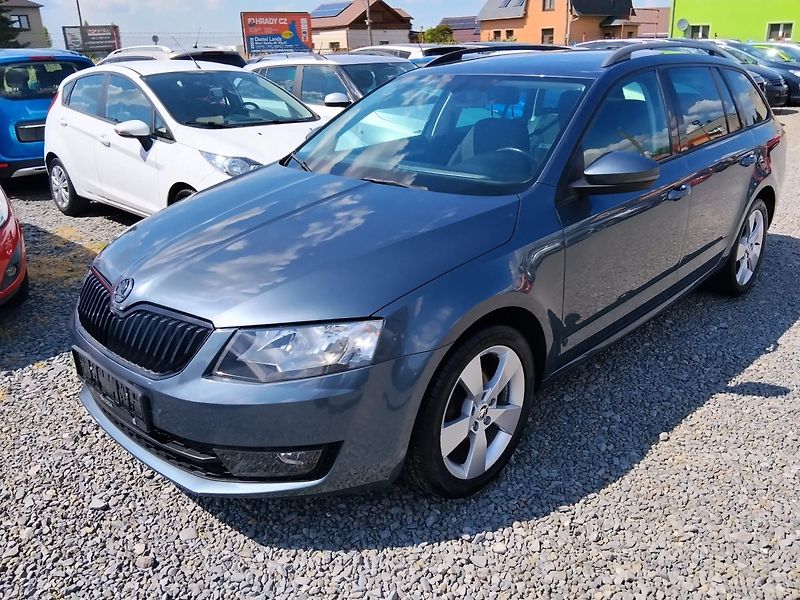Škoda Octavia (2017) - fotka 19 z 35