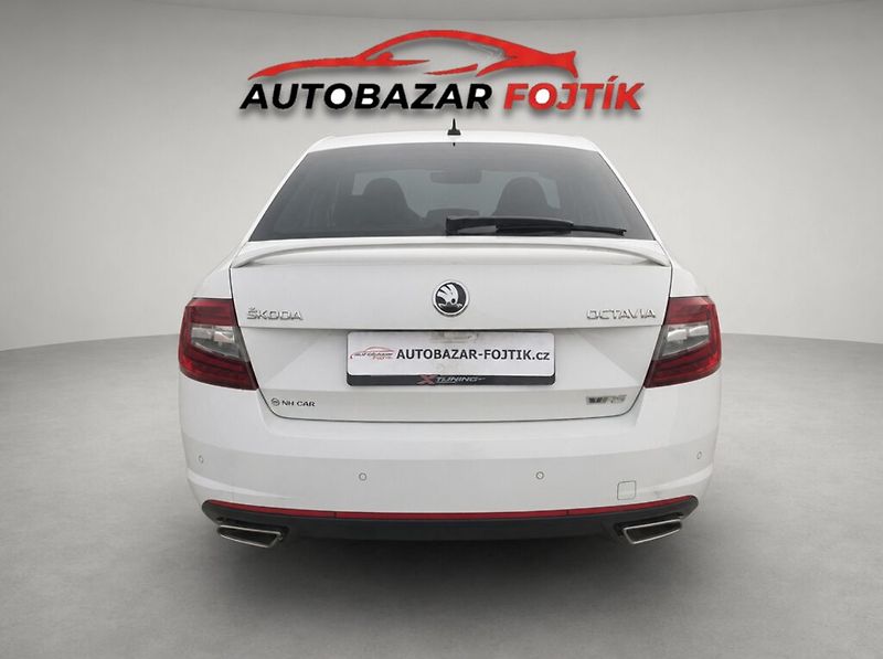 Škoda Octavia (2018) RS 2.0 TDi 135KW DSG - fotka 6 z 23