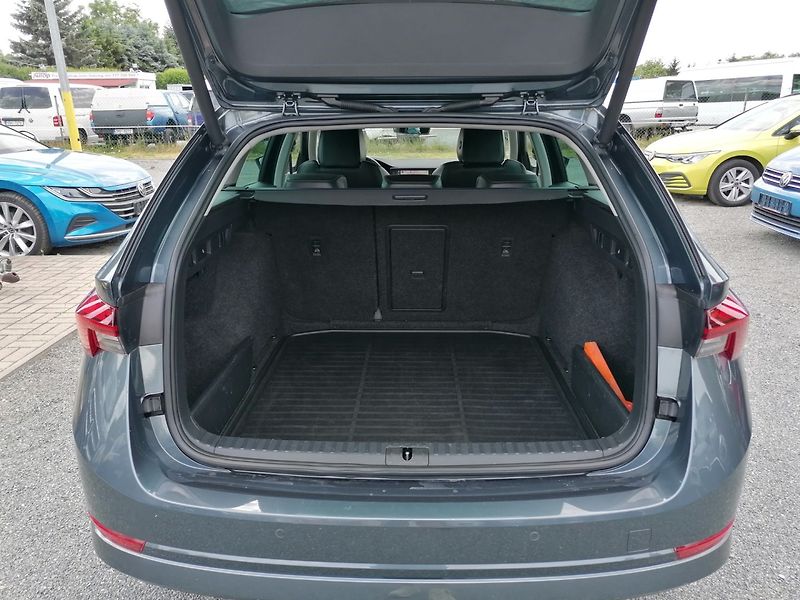 Škoda Octavia (2020) 1.5 TSi Style MATRIX KŮŽE - fotka 29 z 33