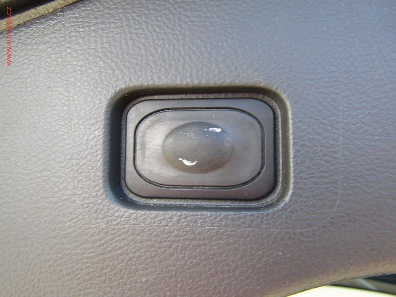 Ford Mondeo (2017) 2.0 TDCi, AT, autoAC - fotka 20 z 22