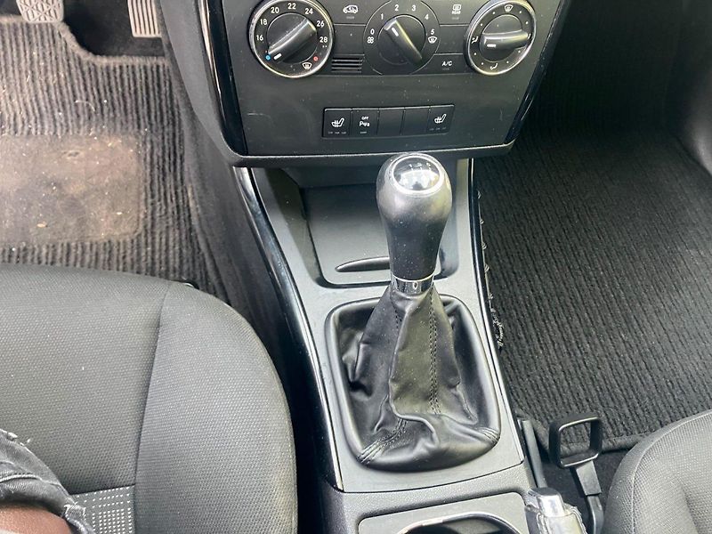 Mercedes-Benz Třídy A 2,0 CDi(80kW)*KLIMATIZACE* - fotka 11 z 14